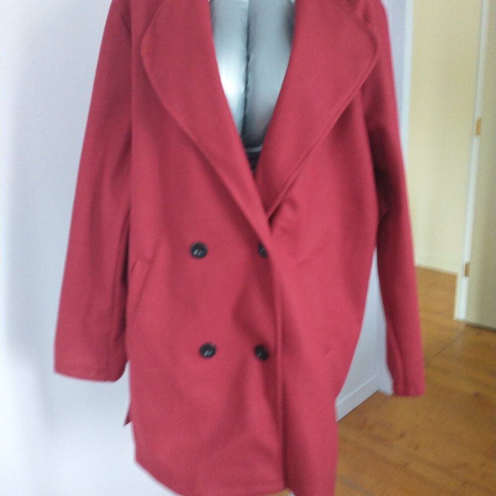 Coat - Picture 6 of 7